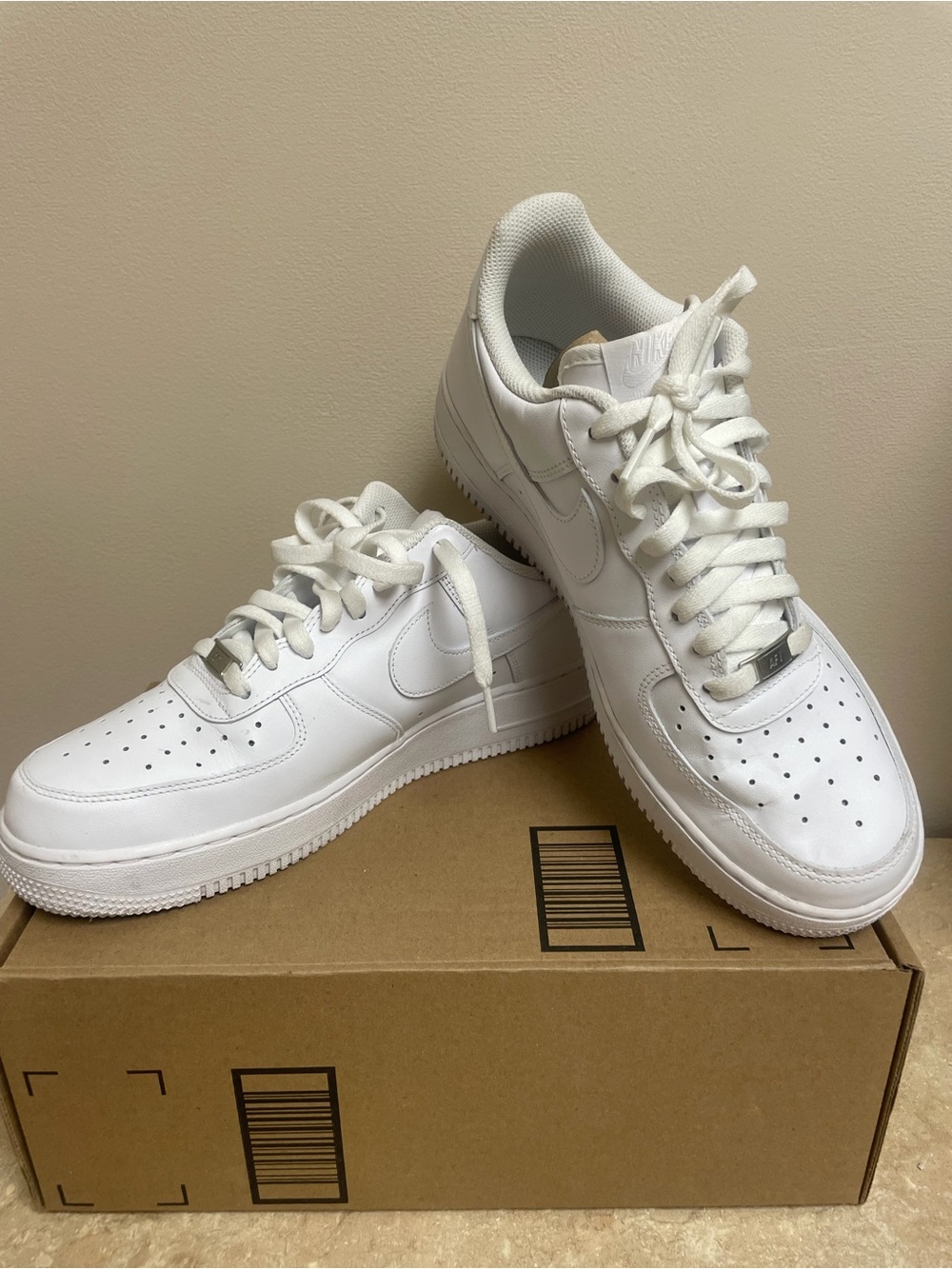 Nike White Low-Top Leather Sneakers